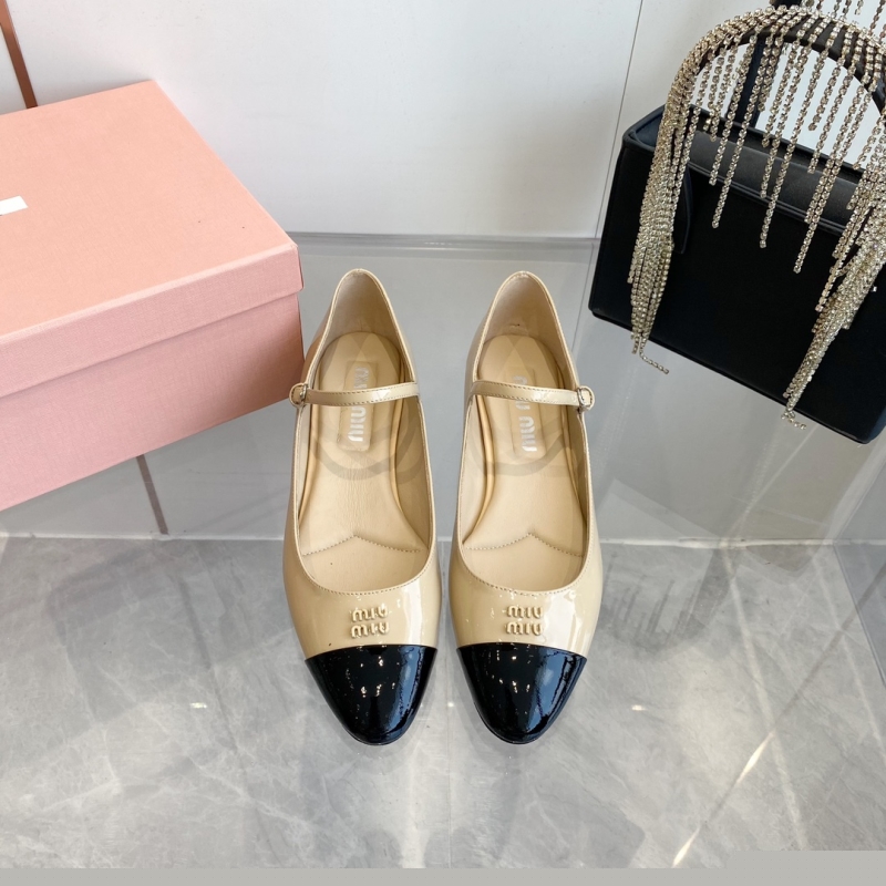 Miu Miu flat shoes